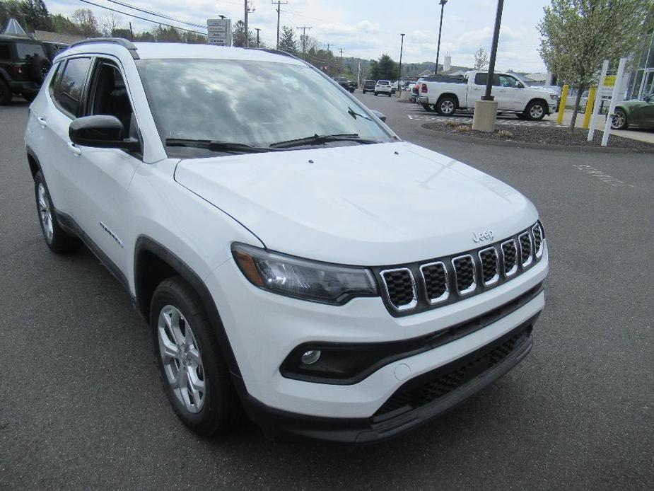 new 2024 Jeep Compass car, priced at $30,540