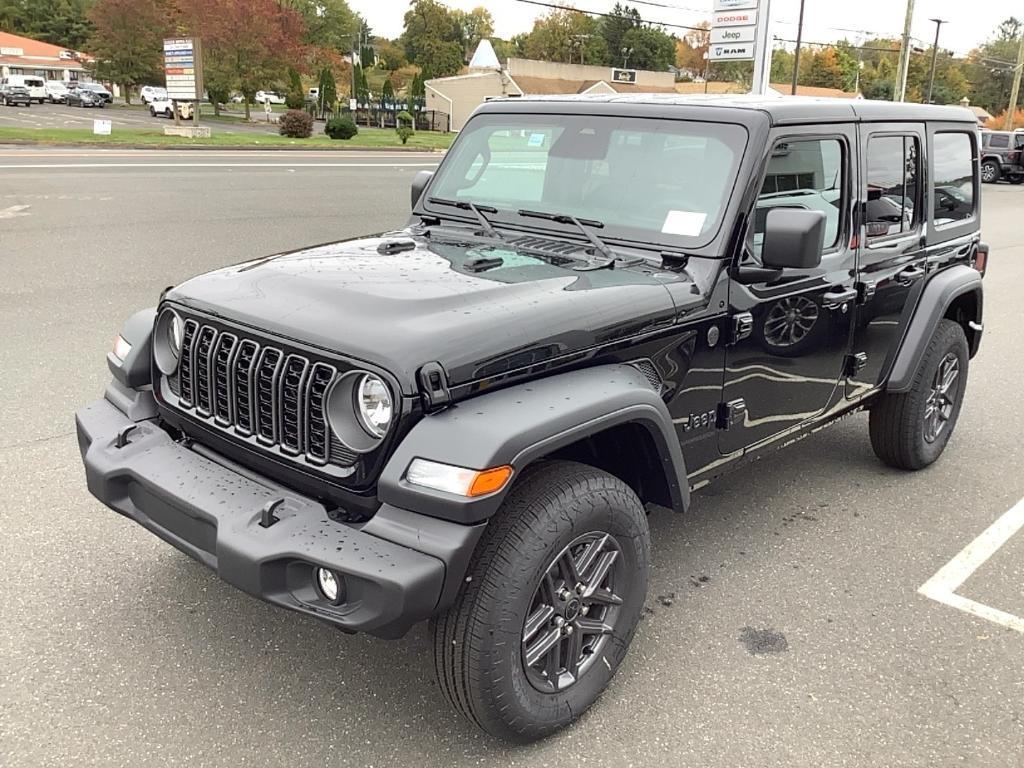new 2025 Jeep Wrangler car, priced at $46,899