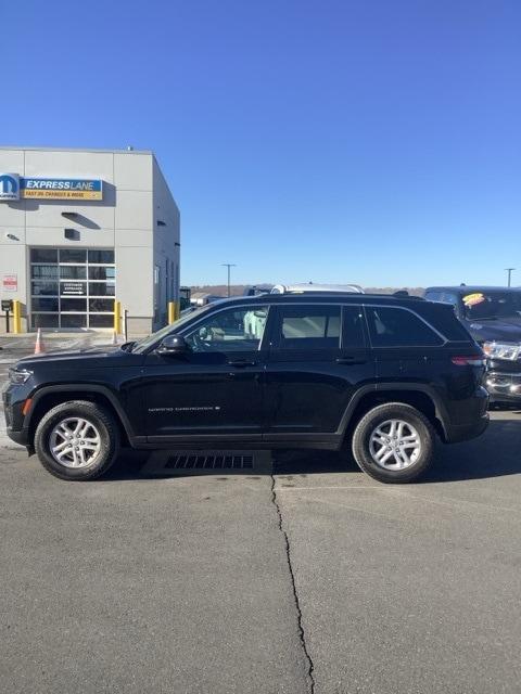 used 2023 Jeep Grand Cherokee car, priced at $29,888