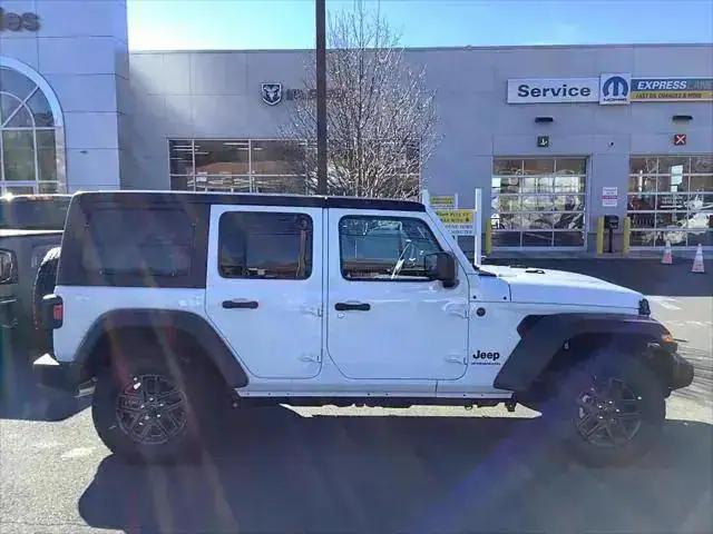 new 2025 Jeep Wrangler car, priced at $44,513