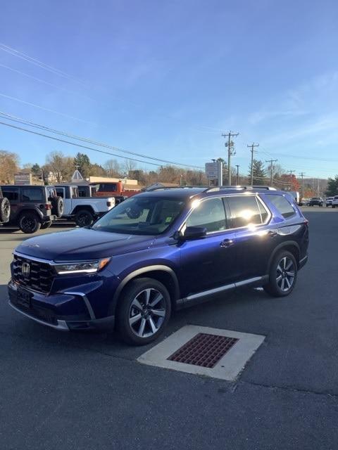 used 2024 Honda Pilot car, priced at $45,426