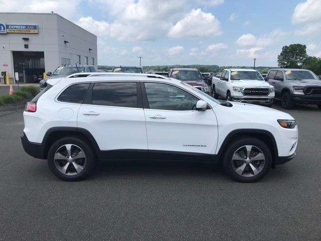 used 2021 Jeep Cherokee car, priced at $23,046