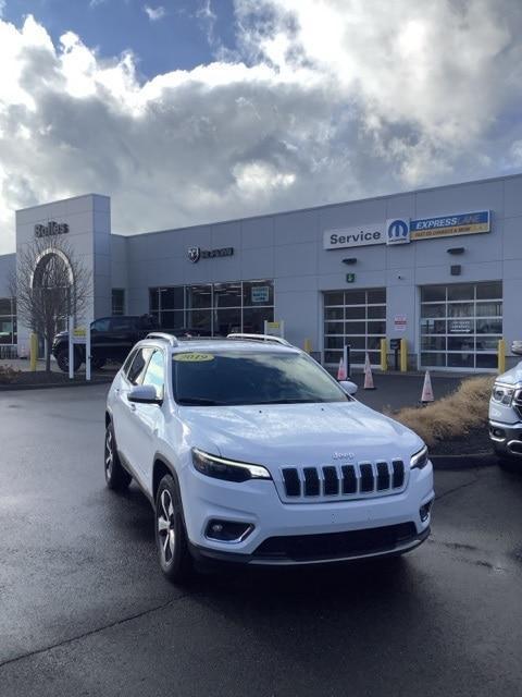 used 2019 Jeep Cherokee car, priced at $17,488