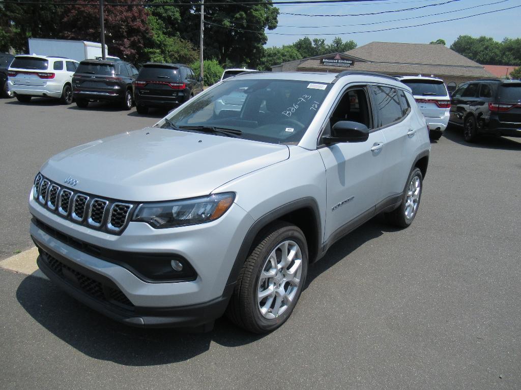 new 2024 Jeep Compass car, priced at $36,345