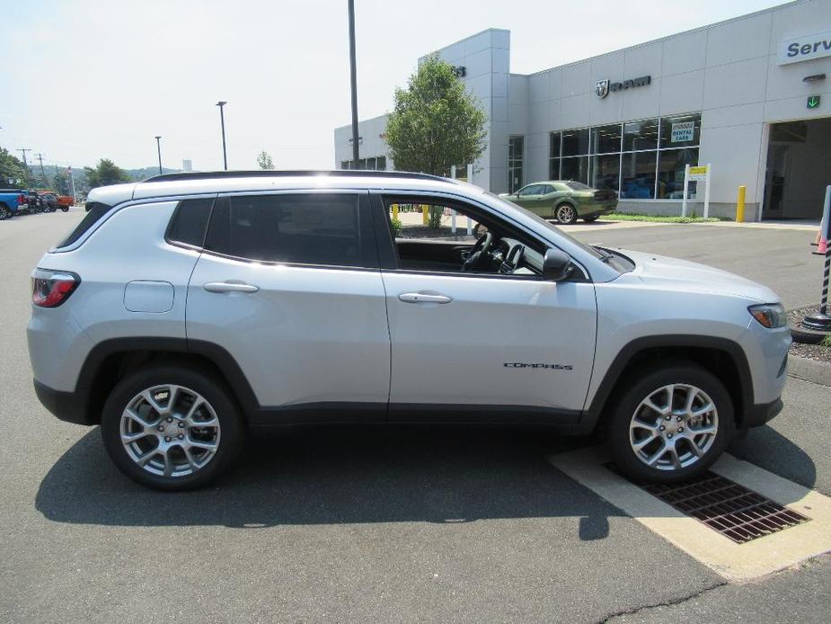 new 2024 Jeep Compass car, priced at $36,345