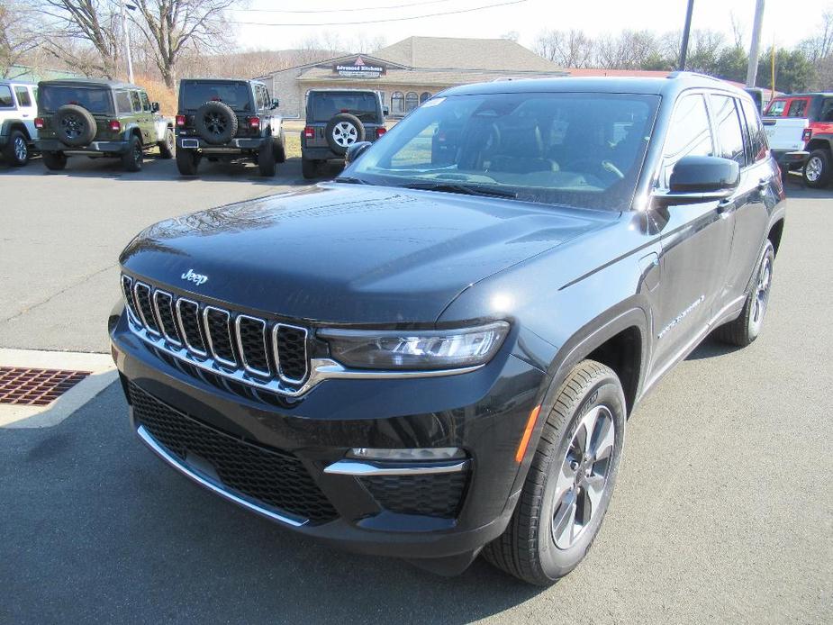 new 2024 Jeep Grand Cherokee 4xe car, priced at $60,152