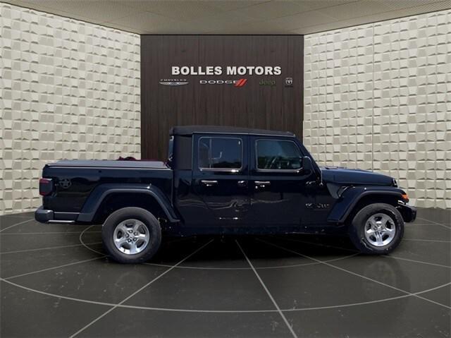 used 2021 Jeep Gladiator car, priced at $34,765