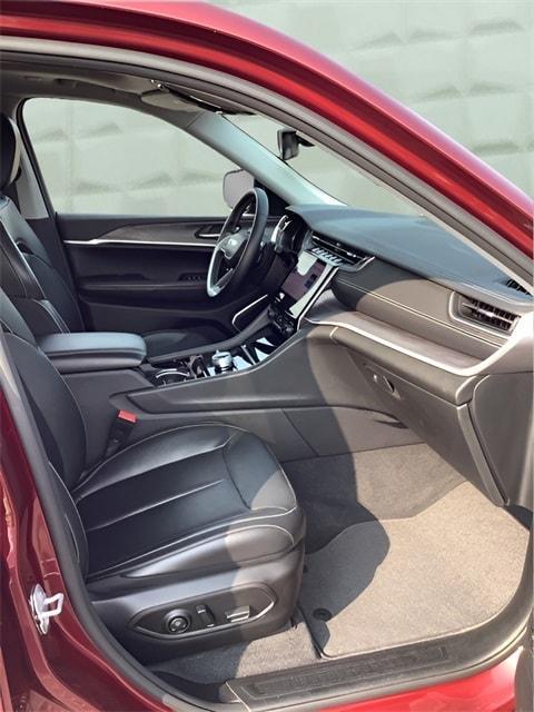 used 2022 Jeep Grand Cherokee car, priced at $31,555