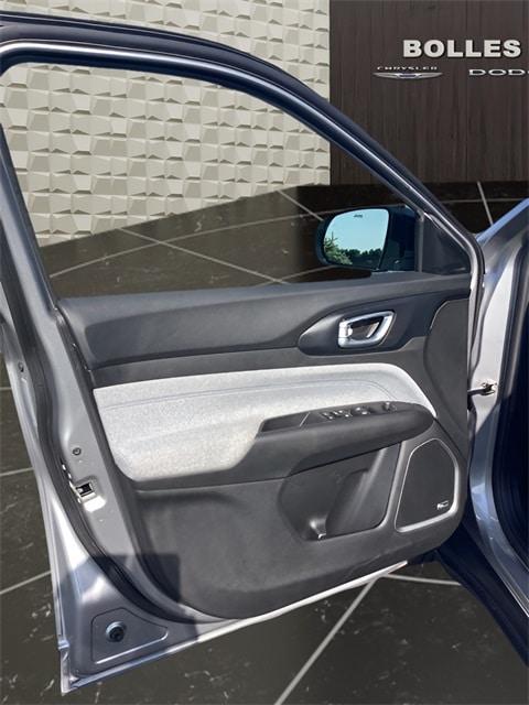 used 2022 Jeep Compass car, priced at $20,788