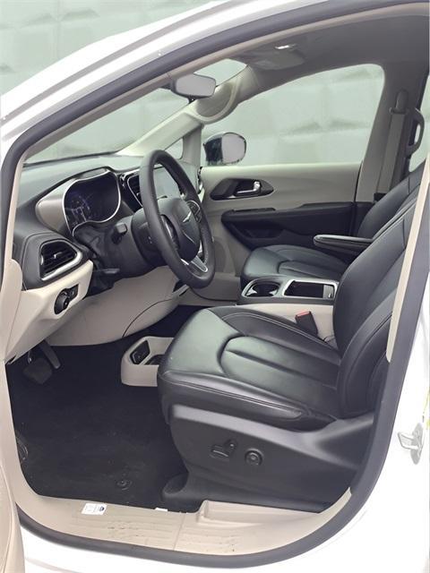 used 2024 Chrysler Pacifica car, priced at $36,842