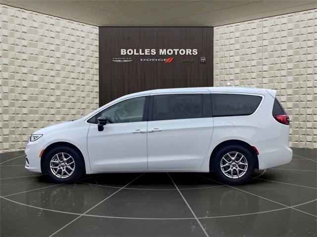 used 2024 Chrysler Pacifica car, priced at $36,842