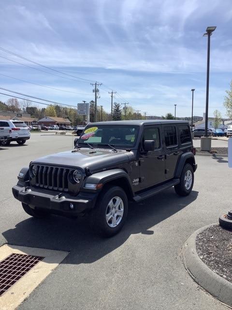 used 2021 Jeep Wrangler Unlimited car, priced at $32,386