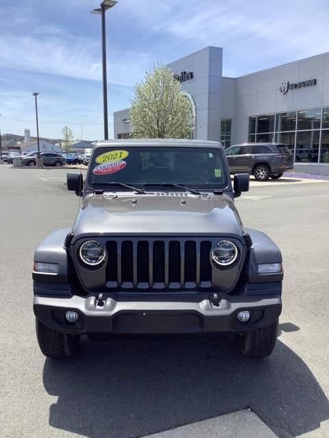used 2021 Jeep Wrangler Unlimited car, priced at $32,386