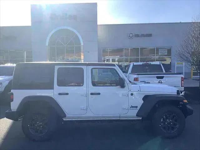 new 2025 Jeep Wrangler car, priced at $45,722