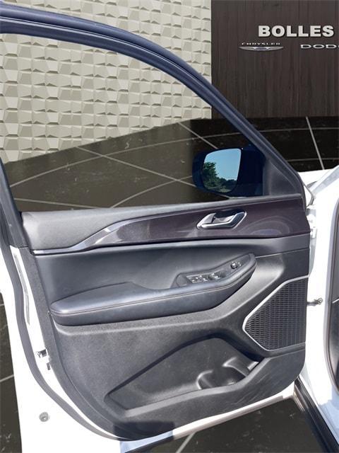 used 2023 Jeep Grand Cherokee car, priced at $36,275
