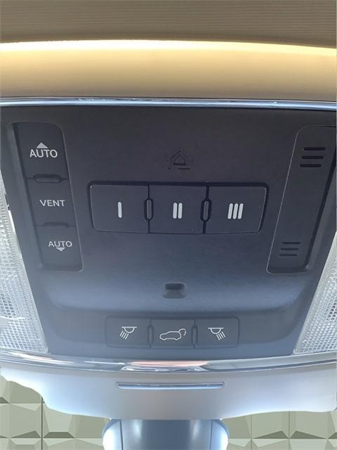 used 2021 Jeep Grand Cherokee car, priced at $28,333