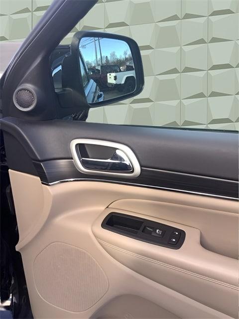 used 2021 Jeep Grand Cherokee car, priced at $28,333