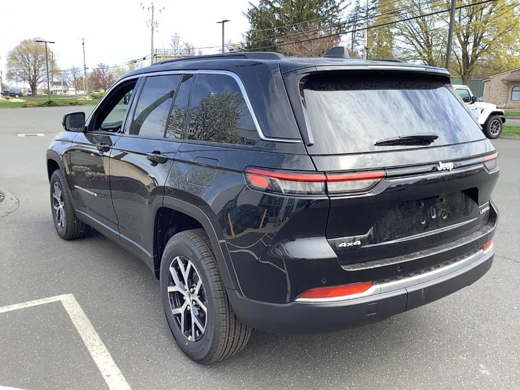 new 2025 Jeep Grand Cherokee car, priced at $48,506