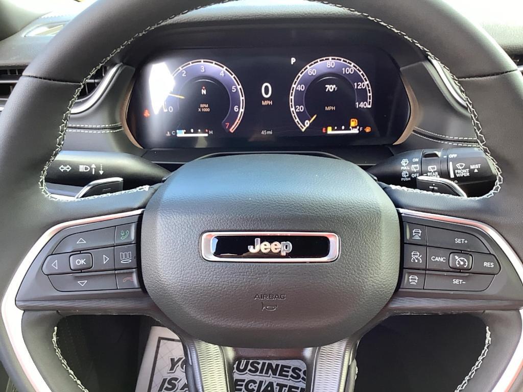 new 2025 Jeep Grand Cherokee car, priced at $41,871