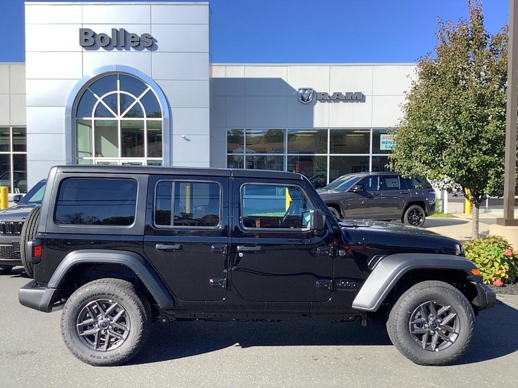 new 2026 Jeep Wrangler car, priced at $48,337