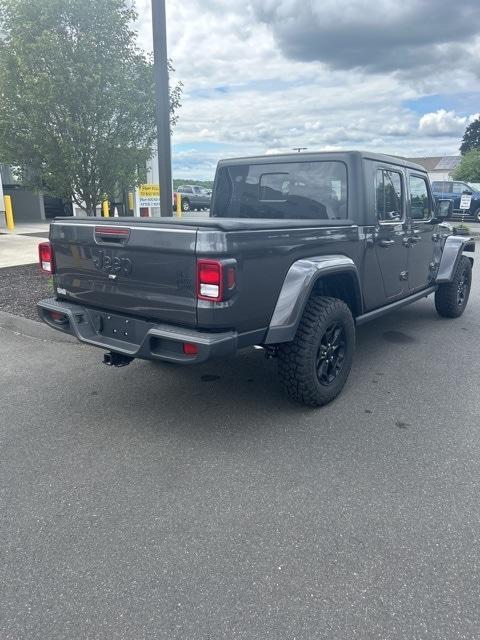 used 2022 Jeep Gladiator car, priced at $41,987