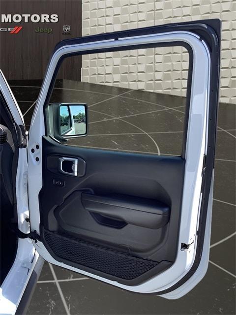 used 2021 Jeep Gladiator car, priced at $31,988