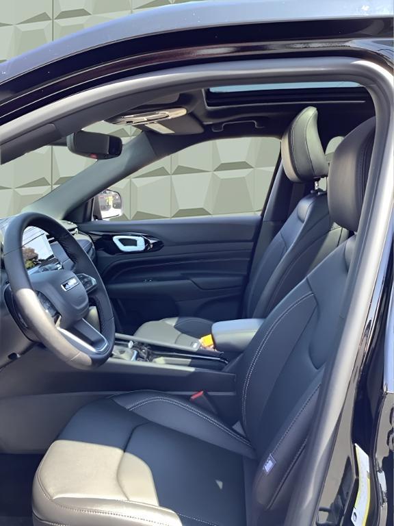new 2024 Jeep Compass car, priced at $32,841