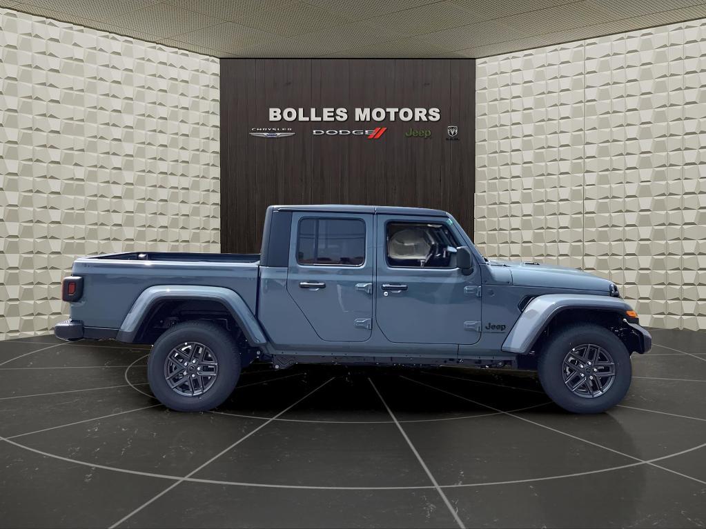 new 2025 Jeep Gladiator car, priced at $46,537