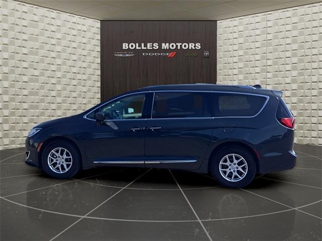 used 2020 Chrysler Pacifica car, priced at $16,444