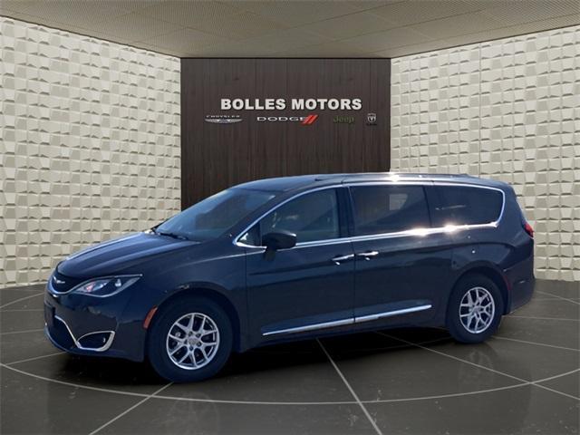 used 2020 Chrysler Pacifica car, priced at $16,444