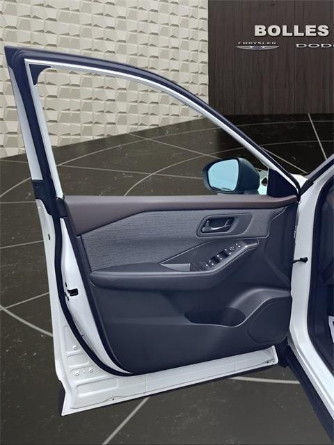 used 2022 Nissan Rogue car, priced at $23,488