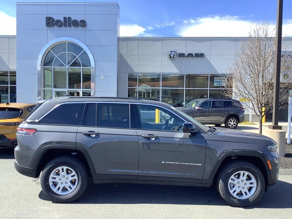 new 2025 Jeep Grand Cherokee car, priced at $37,790