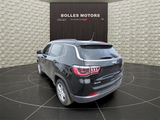 new 2024 Jeep Compass car, priced at $30,000