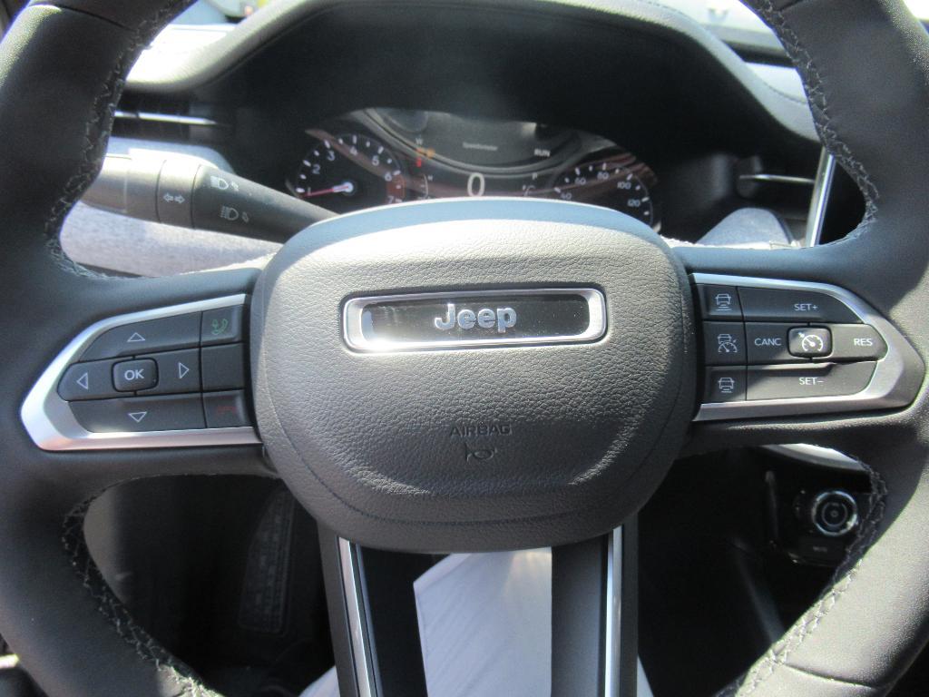 new 2024 Jeep Compass car, priced at $39,174