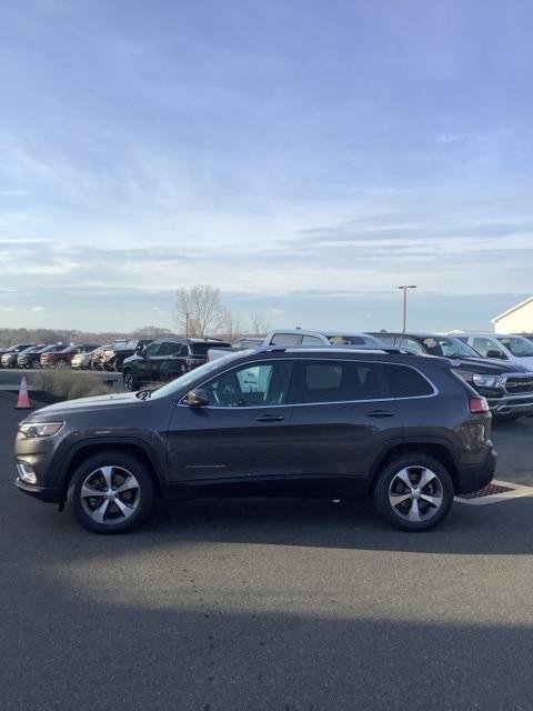 used 2021 Jeep Cherokee car, priced at $23,980