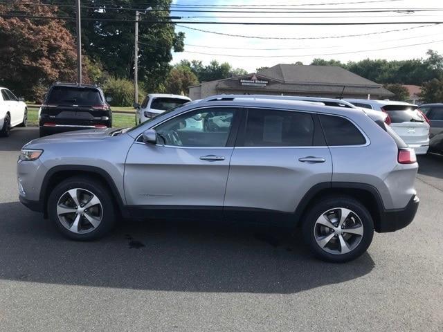 used 2021 Jeep Cherokee car, priced at $25,488