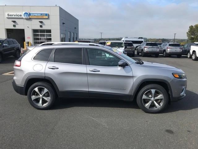 used 2021 Jeep Cherokee car, priced at $25,488