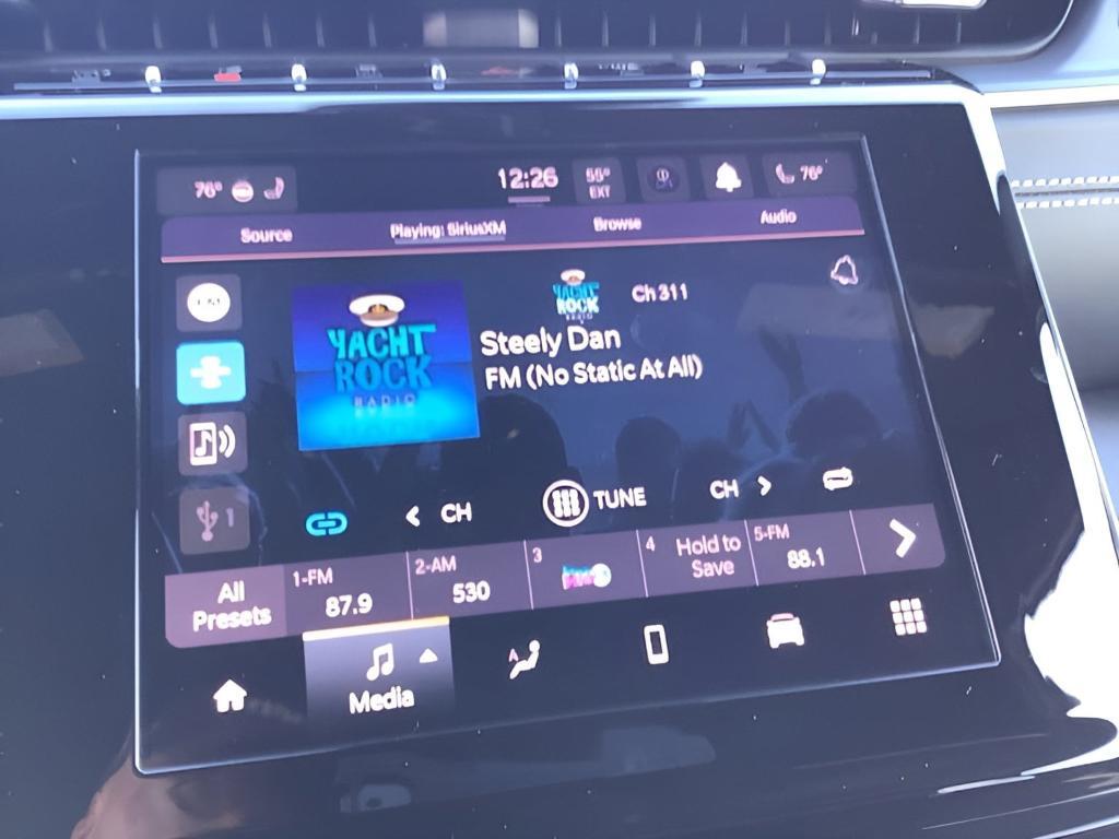 new 2025 Jeep Grand Cherokee car, priced at $38,296
