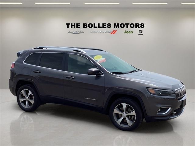 used 2021 Jeep Cherokee car, priced at $25,895