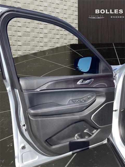 used 2022 Jeep Grand Cherokee L car, priced at $32,878