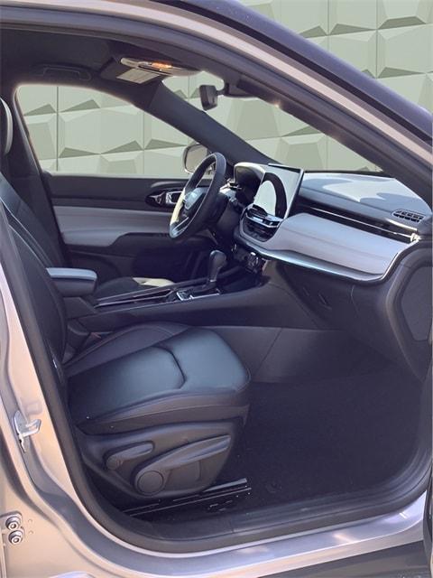 used 2023 Jeep Compass car