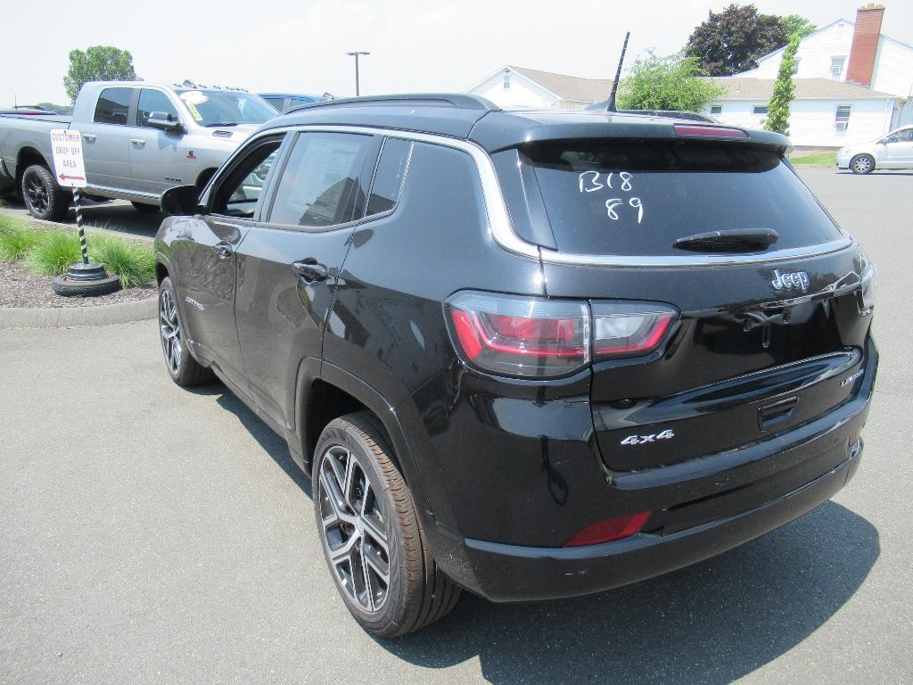 new 2024 Jeep Compass car, priced at $35,972