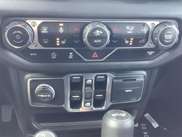 new 2025 Jeep Wrangler car, priced at $50,575