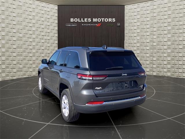 used 2022 Jeep Grand Cherokee car, priced at $33,383