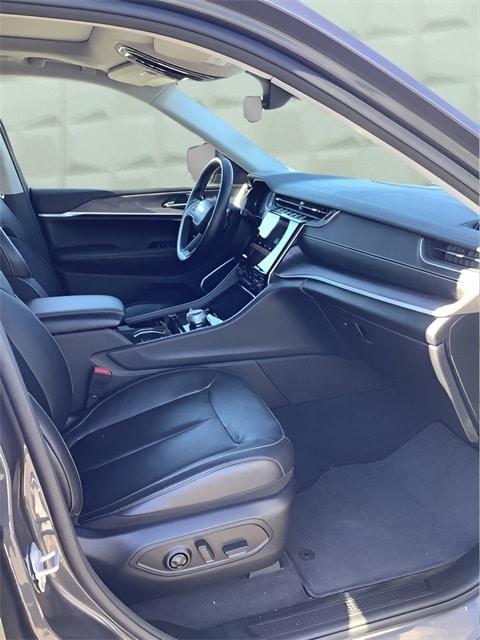 used 2022 Jeep Grand Cherokee car, priced at $33,383