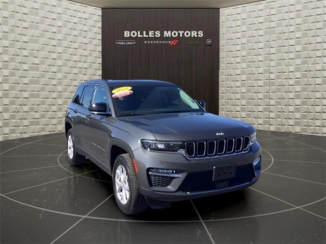 used 2022 Jeep Grand Cherokee car, priced at $33,383