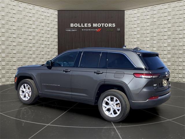 used 2022 Jeep Grand Cherokee car, priced at $33,383