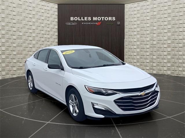 used 2022 Chevrolet Malibu car, priced at $18,128
