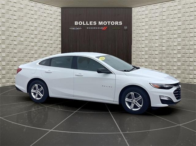 used 2022 Chevrolet Malibu car, priced at $18,128