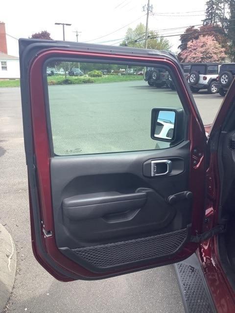 used 2022 Jeep Wrangler Unlimited car, priced at $30,998